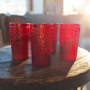 Vintage Pizza Hut style  Red Textured Plastic Tumblers